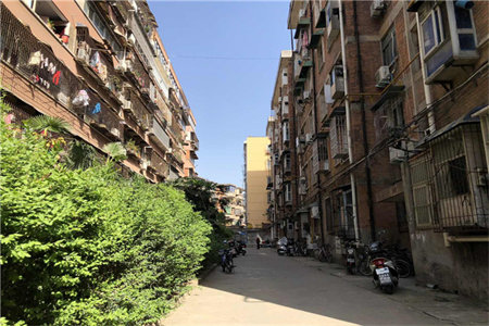 城北忠真新天地3室2厅2卫145万135.35m2出售